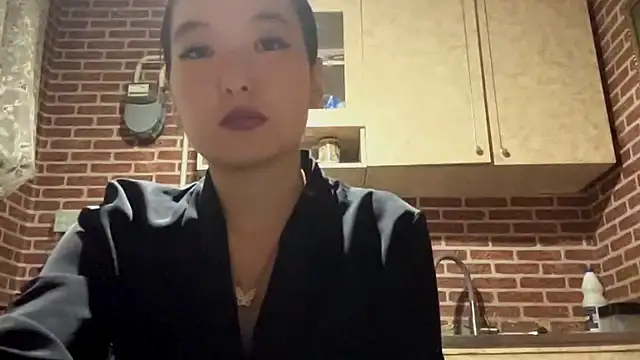 EmmaLeexth online show from September 19, 2:18 pm