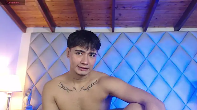 Clement Reyes online show from November 9, 1:31 pm