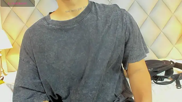 Clement Reyes online show from February 11, 10:42 am