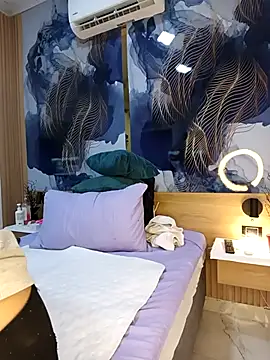 Anabacker01 online show from March 18, 1:03 pm