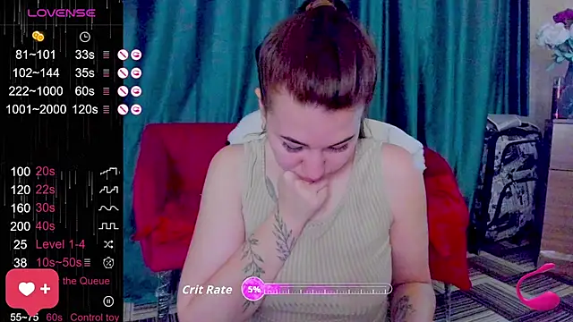 Snapshot of LillyLover_ chatting on October 24, 1:03 am LillyLover  online show from October 24, 1:03 am