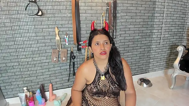 Snapshot of BDSM_MEDUZA chatting on March 9, 4:05 am BDSM MEDUZA online show from March 9, 4:05 am