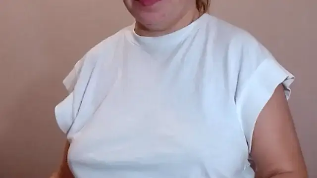 Snapshot of NastyAssxx chatting on November 9, 3:05 am NastyAssxx online show from November 9, 3:05 am