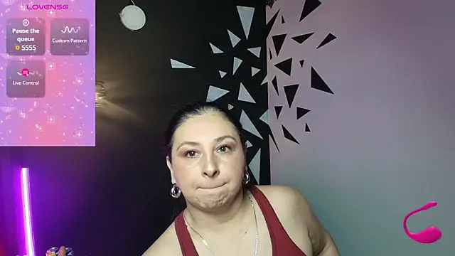 Snapshot of AgataThompson_ chatting on October 9, 7:34 pm AgataThompson online show from October 9, 7:34 pm