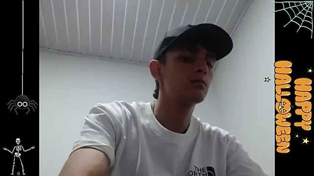 NicoFlame0907 online show from October 30, 6:15 am