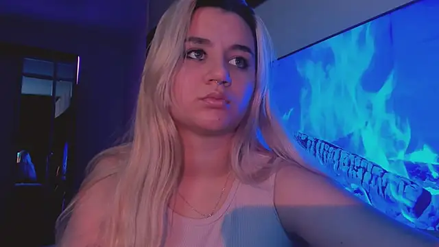 BarbaraSiren online show from October 7, 1:41 pm