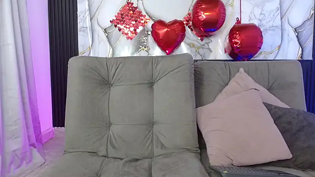 Snapshot of deivid_bigcock1 chatting on September 25, 6:44 pm deivid bigcock1 online show from September 25, 6:44 pm