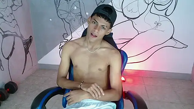 Snapshot of deivid_bigcock1 chatting on October 7, 12:19 am deivid bigcock1 online show from October 7, 12:19 am