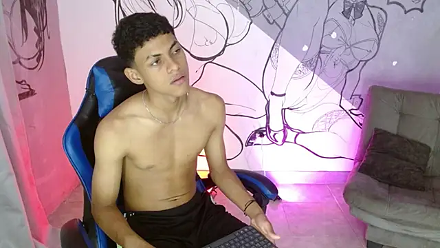 Snapshot of deivid_bigcock1 chatting on November 13, 12:31 am deivid bigcock1 online show from November 13, 12:31 am