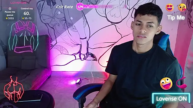 Snapshot of deivid_bigcock1 chatting on February 9, 12:14 am deivid bigcock1 online show from February 9, 12:14 am