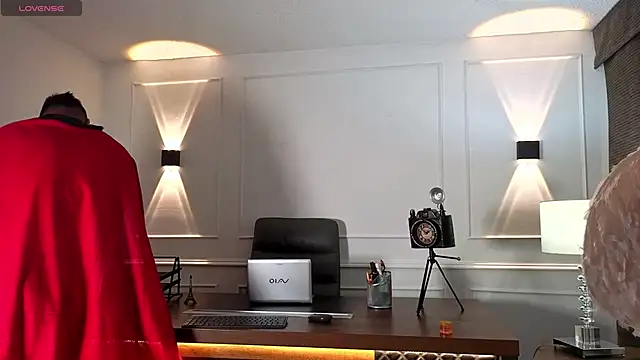 Snapshot of afrodita_aares chatting on October 31, 7:48 pm afrodita aares online show from October 31, 7:48 pm