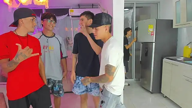 Houseofwarrios online show from October 18, 5:21 am