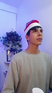 David 925  online show from December 1, 9:53 pm