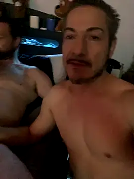 Snapshot of LeeDank chatting on November 23, 7:41 am LeeDank online show from November 23, 7:41 am