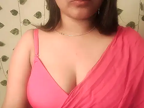 bold kiara online show from March 26, 4:40 am