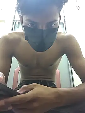 crish09 online show from May 16, 4:42 am