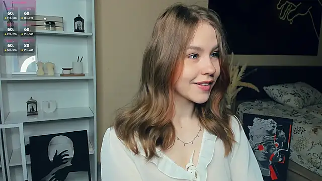 MaliaBourraine online show from May 9, 7:13 am