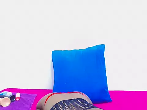 SexyCloe45 online show from February 9, 5:28 pm