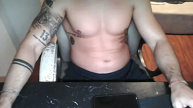 yourfantasy777 online show from October 6, 7:11 pm