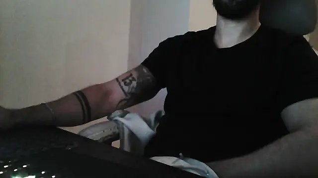 Snapshot of yourfantasy777 chatting on February 26, 7:46 pm yourfantasy777 online show from February 26, 7:46 pm