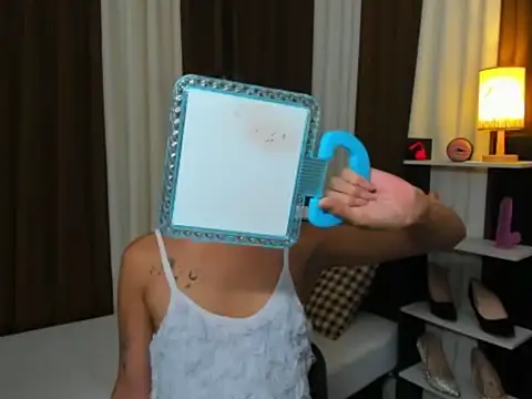 Snapshot of Sedictive_Samantha chatting on October 29, 6:48 am Sedictive Samantha online show from October 29, 6:48 am