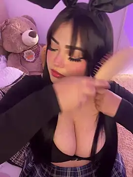 Mericute  online show from April 6, 1:03 am