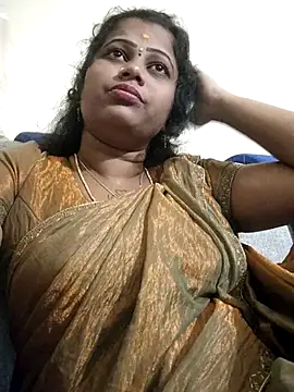 sweetqueen143 online show from October 13, 4:29 pm