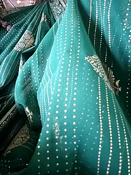 sweetqueen143 online show from October 25, 4:31 am