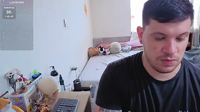 ryden 01 online show from March 1, 8:11 pm