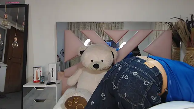 Gyal 8  online show from October 2, 3:35 am