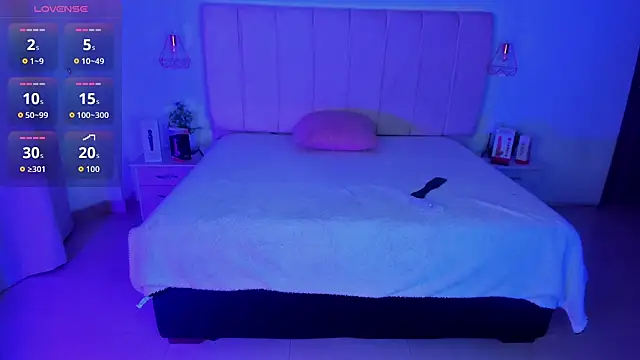 Gyal 8  online show from February 9, 3:54 am