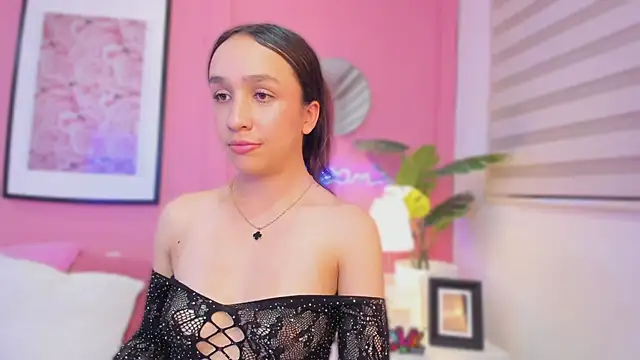 aliissonn online show from February 5, 12:04 am