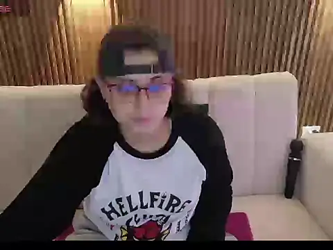 dirty feelena online show from May 11, 5:02 am