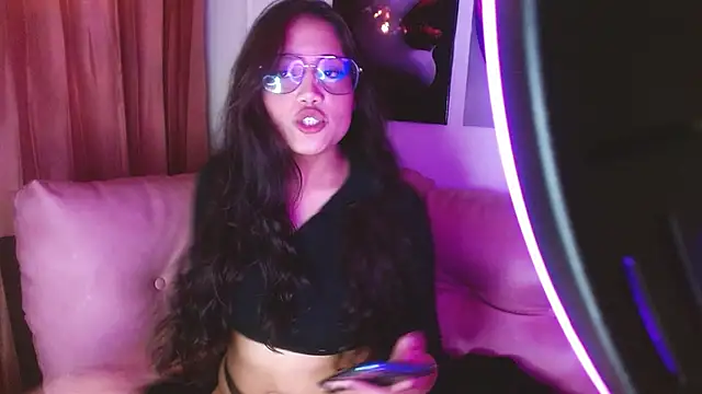 Snapshot of ladymooncs chatting on September 23, 3:31 am ladymooncs online show from September 23, 3:31 am