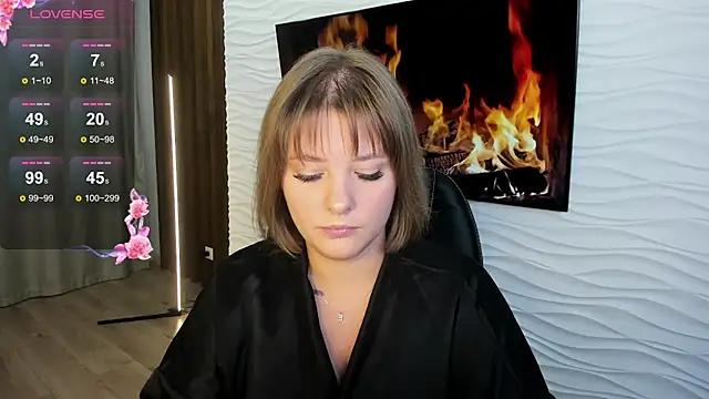 Emma Creamy online show from September 19, 11:44 am