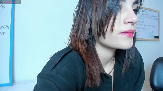 Maddy Rouse1 online show from October 2, 3:24 am