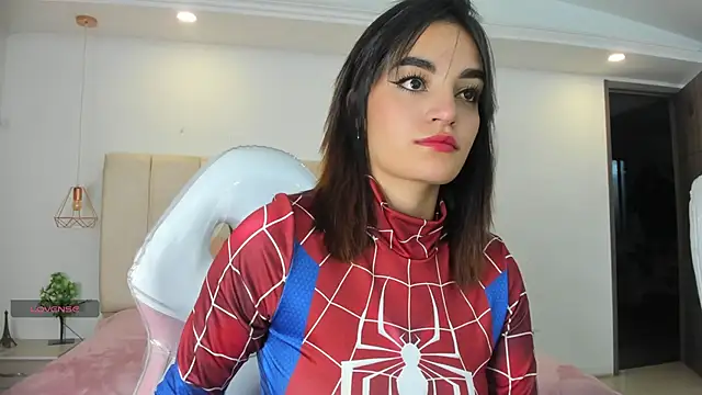 Maddy Rouse1 online show from October 11, 3:28 am