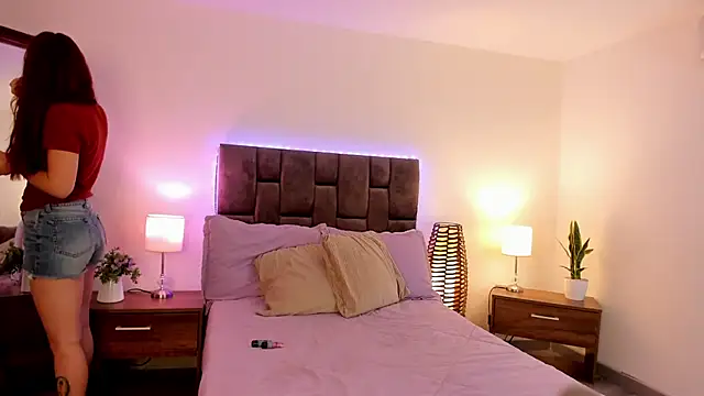 Aliccecullen online show from October 8, 1:09 pm