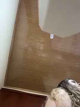 Snapshot of Aphrill chatting on March 23, 8:57 pm Aphrill online show from March 23, 8:57 pm