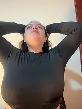 Snapshot of Aphrill chatting on March 27, 8:41 pm Aphrill online show from March 27, 8:41 pm