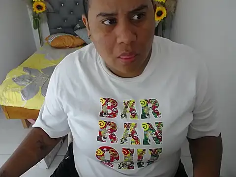 Snapshot of hotlesby_valery chatting on February 13, 12:01 pm hotlesby valery online show from February 13, 12:01 pm