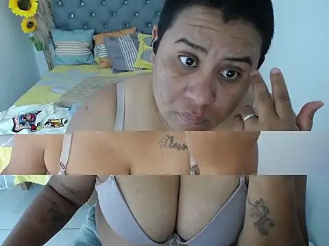 Snapshot of hotlesby_valery chatting on March 12, 2:12 pm hotlesby valery online show from March 12, 2:12 pm