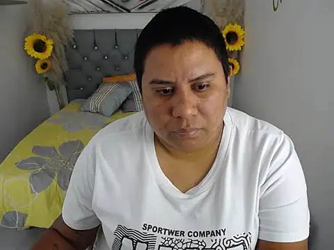 Snapshot of hotlesby_valery chatting on March 20, 8:03 pm hotlesby valery online show from March 20, 8:03 pm