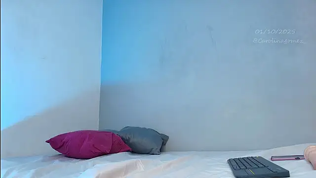 CarolinaGomez  online show from October 1, 6:36 pm