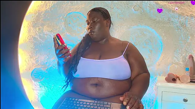 CarolinaGomez  online show from October 27, 7:29 pm