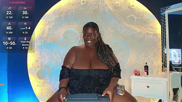 CarolinaGomez  online show from November 4, 8:30 pm