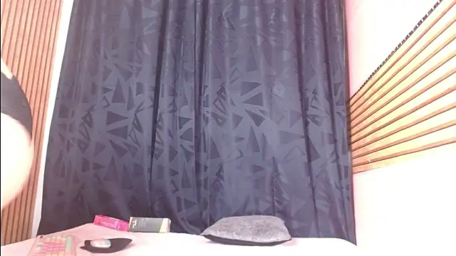 Melii idalgo online show from November 28, 3:09 am