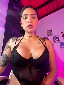 liahouses online show from September 28, 1:22 am