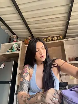 liahouses online show from November 2, 2:52 pm