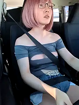 Snapshot of takusaki223 chatting on March 2, 2:03 am takusaki223 online show from March 2, 2:03 am